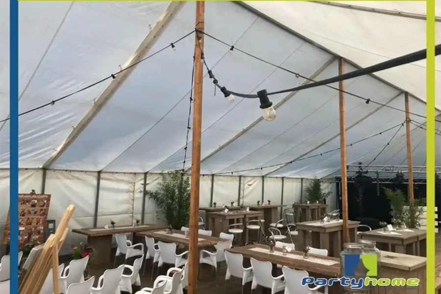 bruiloft op locatie feestverhuur materialen